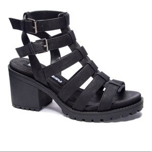 Chinese Laundry Black Straps “Fun Stuff” Sandal Size 9M